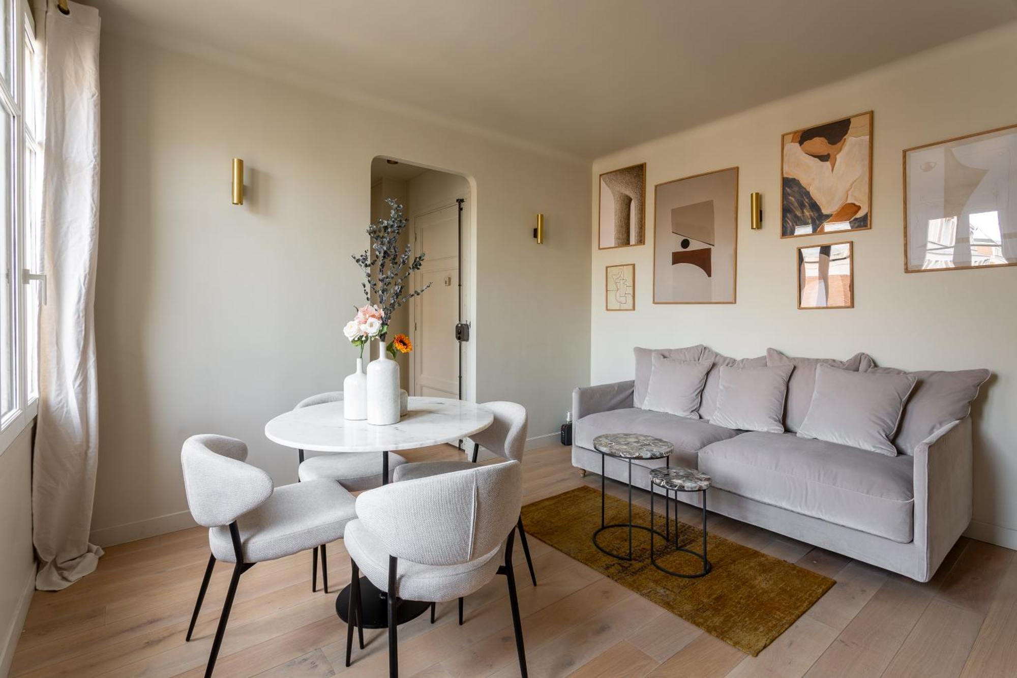 The Carla Suite Eiffel Tower View Paris Exteriör bild